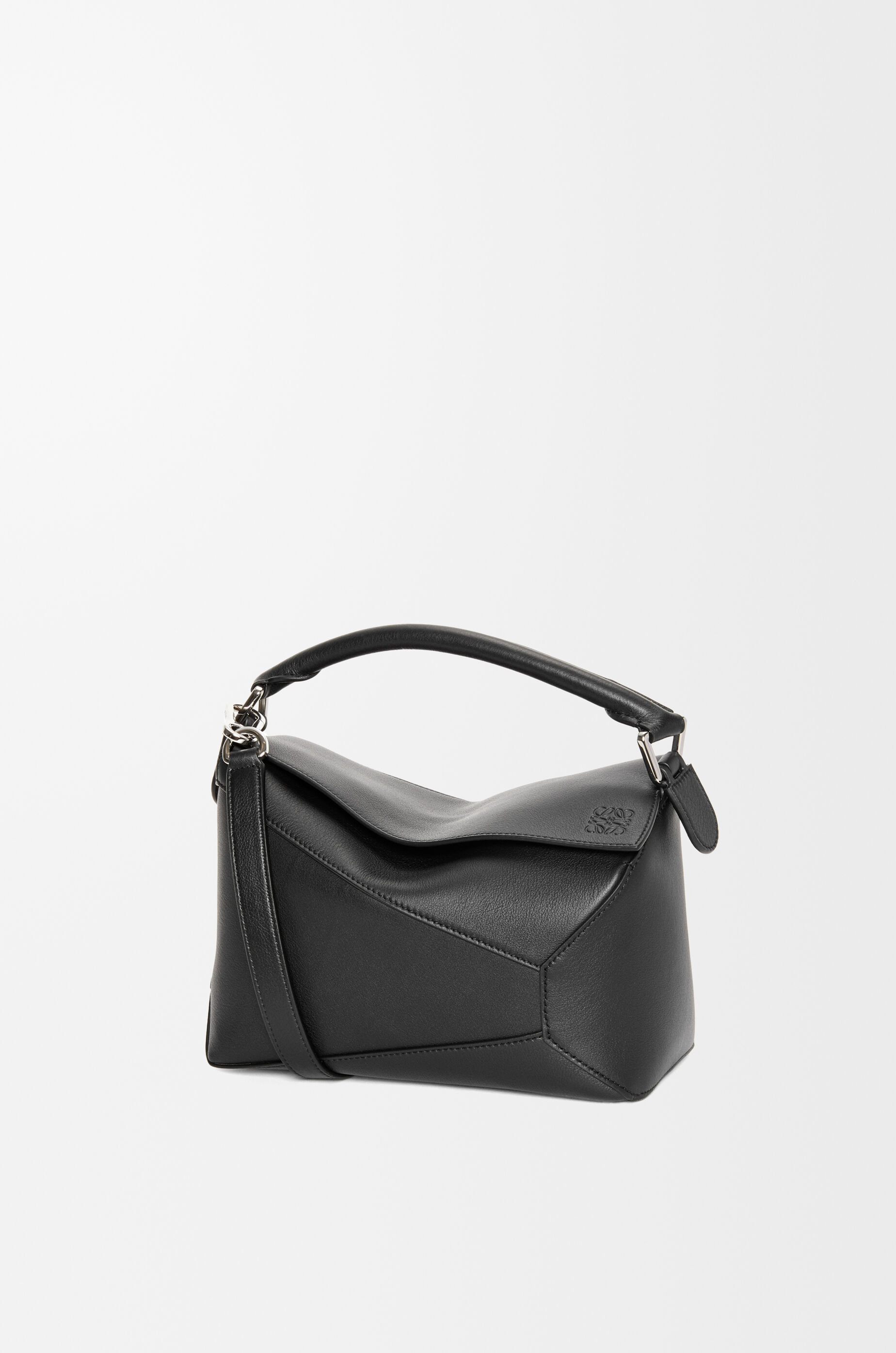 Small Puzzle Edge bag in classic calfskin Black - LOEWE USA