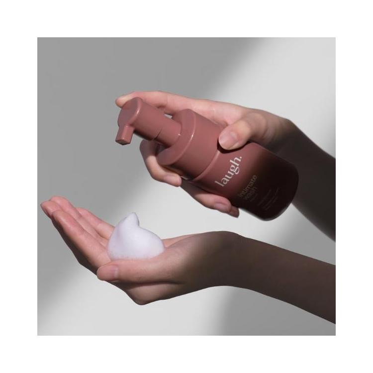 インティメイトウォッシュ スイートブーケ 100ml: コスメ