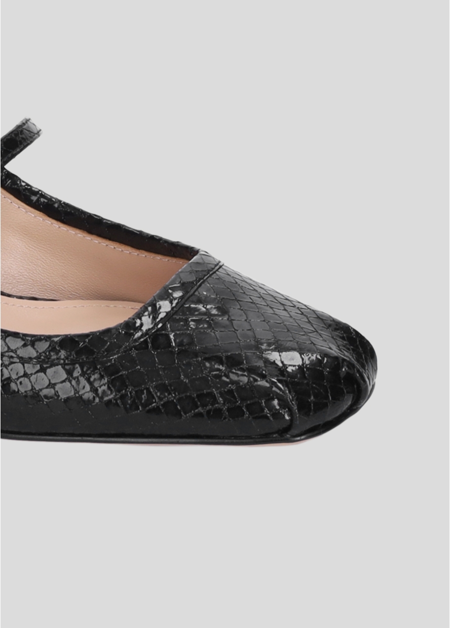 Pumps for women Lola Cruz in leather. Style Rima Pumps 50 with