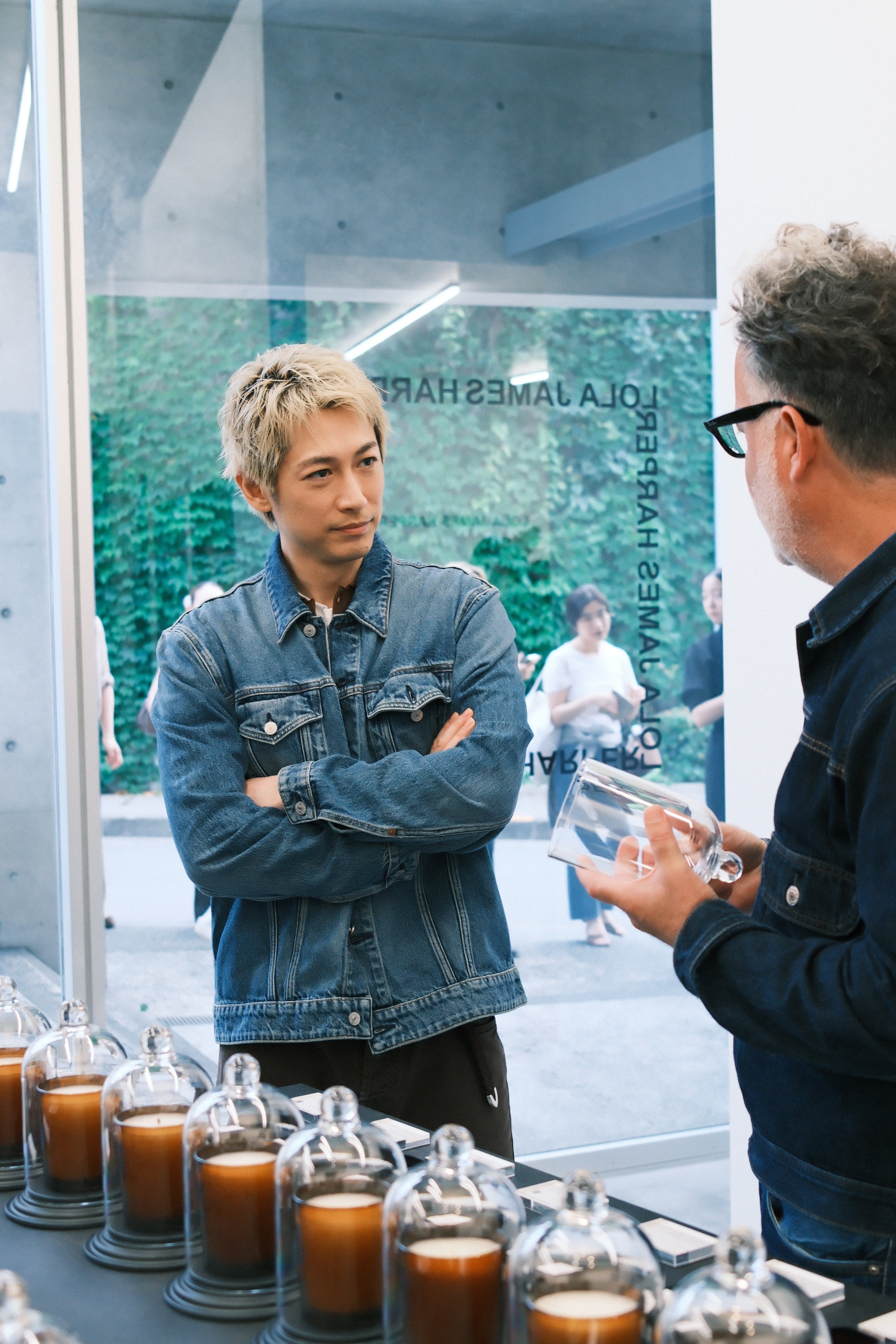 22 The Joshua Hong LIMITED EDITION - Scented Candle 190g - LOLA