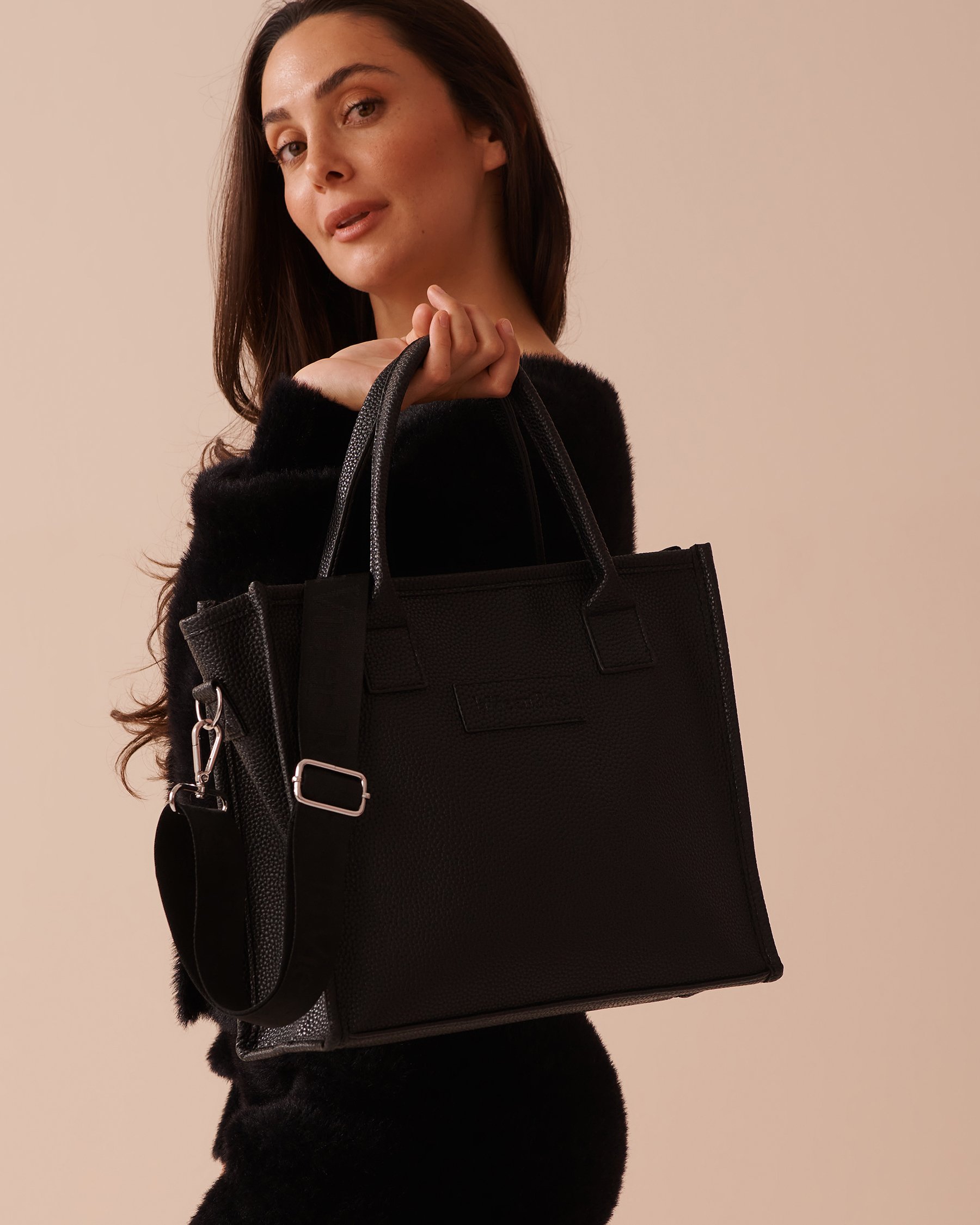 Faux Leather Tote Bag | la Vie en Rose