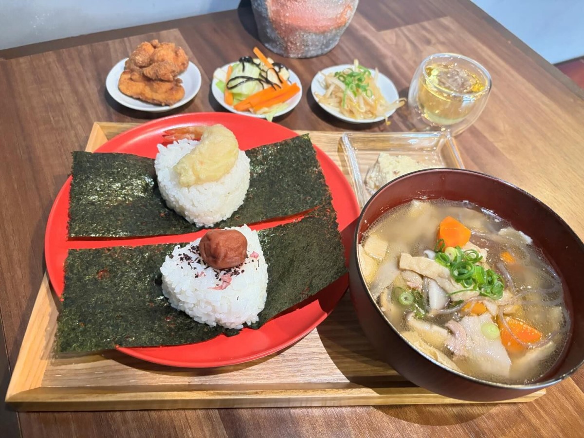 松江市寺町に『おむすびCafe 6subi（むすび）』オープン！仁多米の絶品