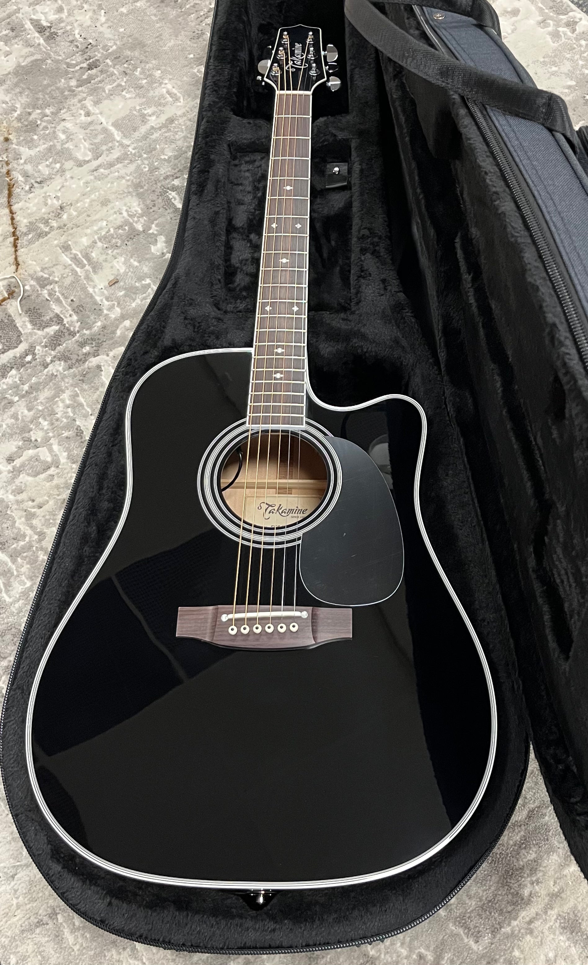 Takamine Pro Series Made in Japan EF341SC Dreadnought Acoustic
