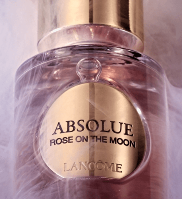 Discover ROSE ON THE MOON ✓ Free Sample with every Order ✓ Tabby