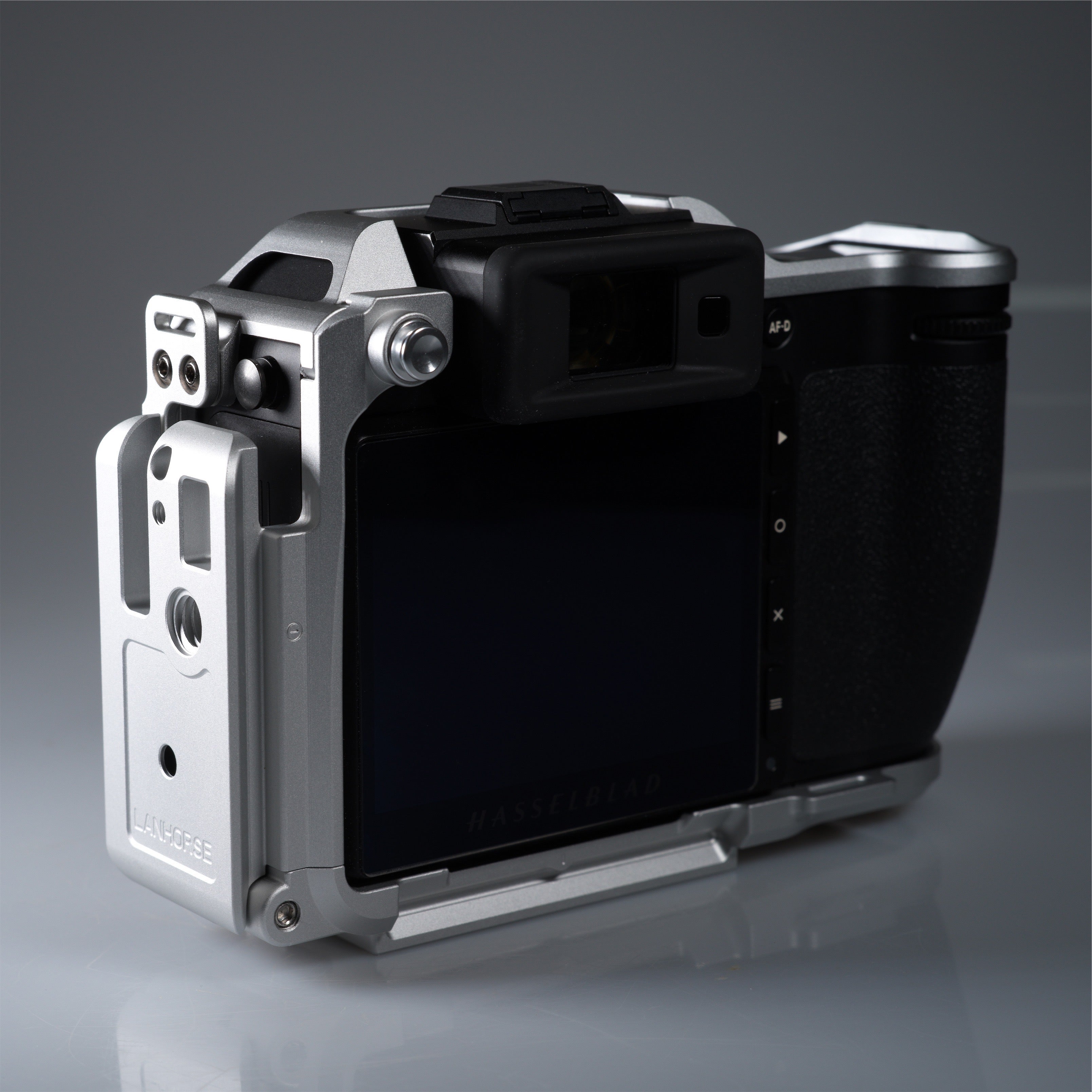 Lanhorse Hasselblad X2D Camera Cage, Integrated Landscape and Portrait