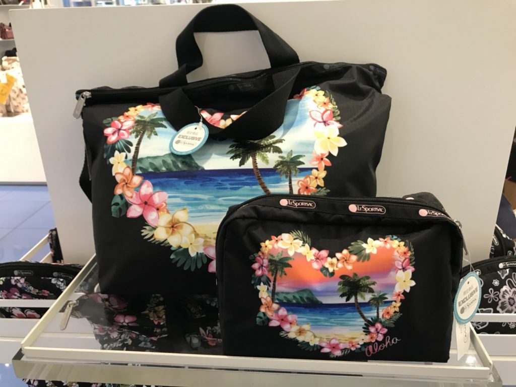 トロピカル柄がいっぱい！ レスポートサックのハワイ限定デザイン