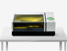 グッズやノベルティのプリンター印刷に。コンパクトなモデル｜LEF-12i