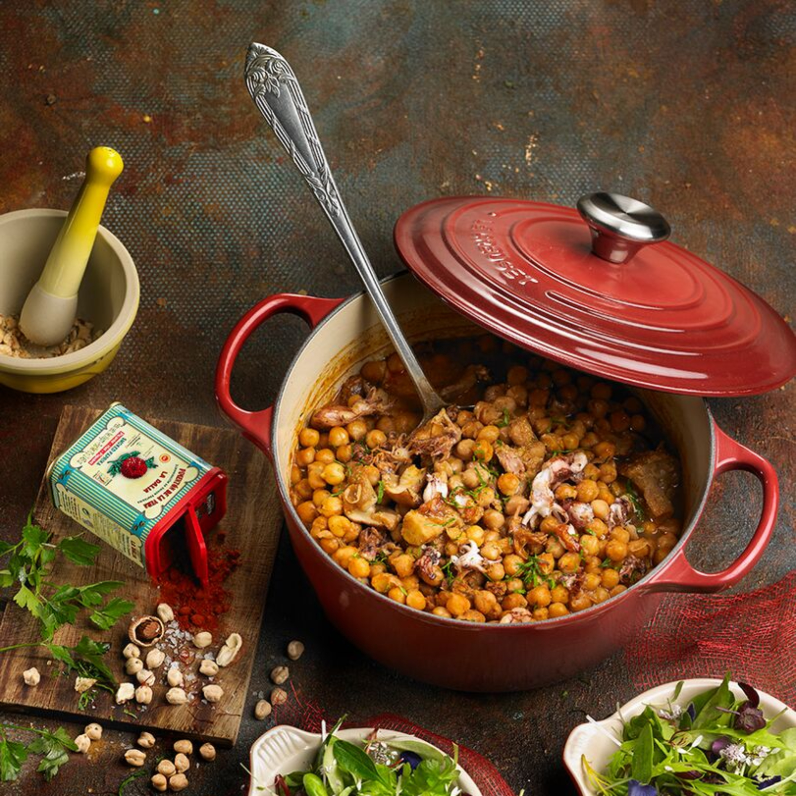 シグニチャー ココット・ロンド 26cm チェリーレッド | 両手鍋 ｜ル