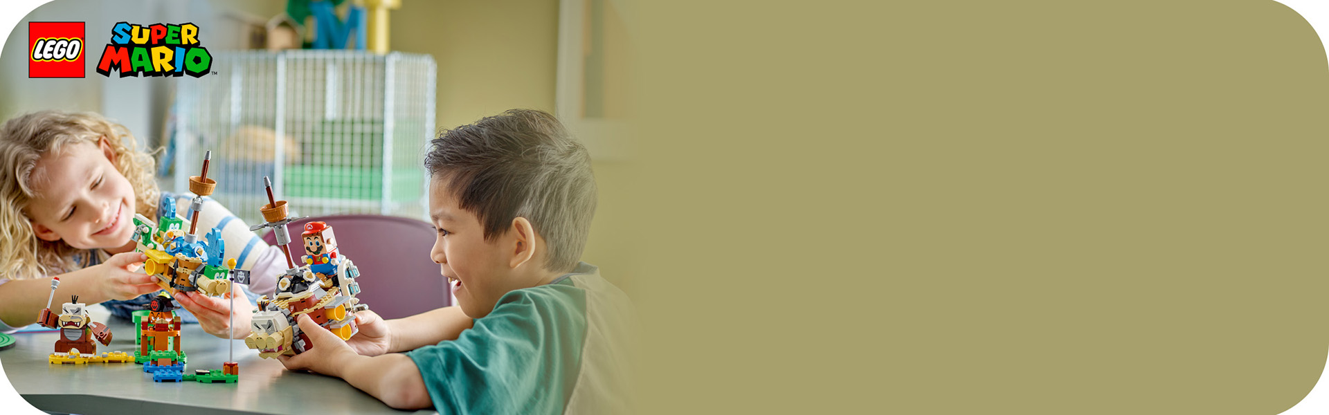 Larry's and Morton's Airships Expansion Set 71427 | LEGO® Super