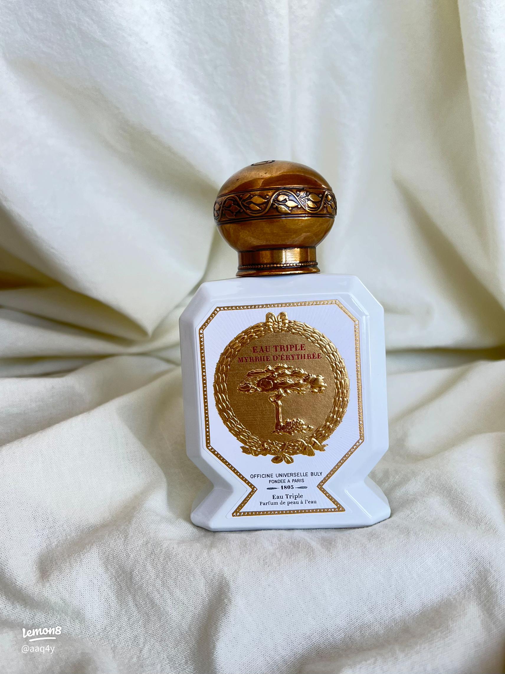 思わず振り返る！オフィシーヌ・ユニヴェルセル・ビュリーの香水