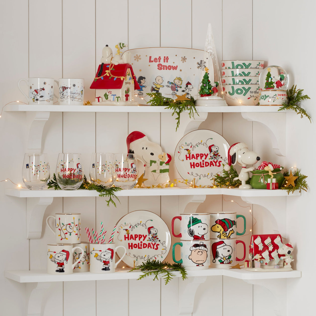 Snoopy Christmas 12-Piece Dessert Set – Lenox Corporation