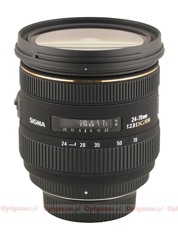 Sigma 24-70 mm f/2.8 EX DG HSM - LensTip.com