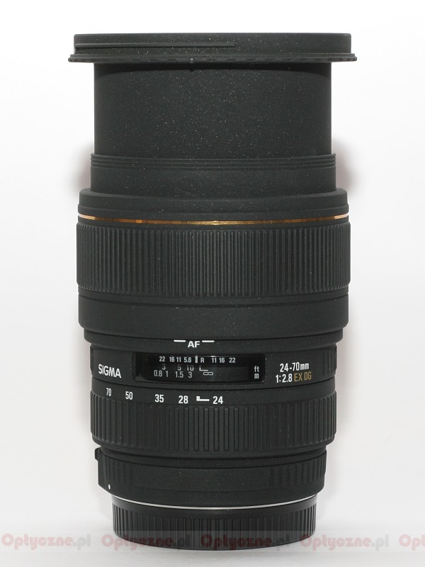 Sigma 24-70 mm f/2.8 EX DG Macro - LensTip.com