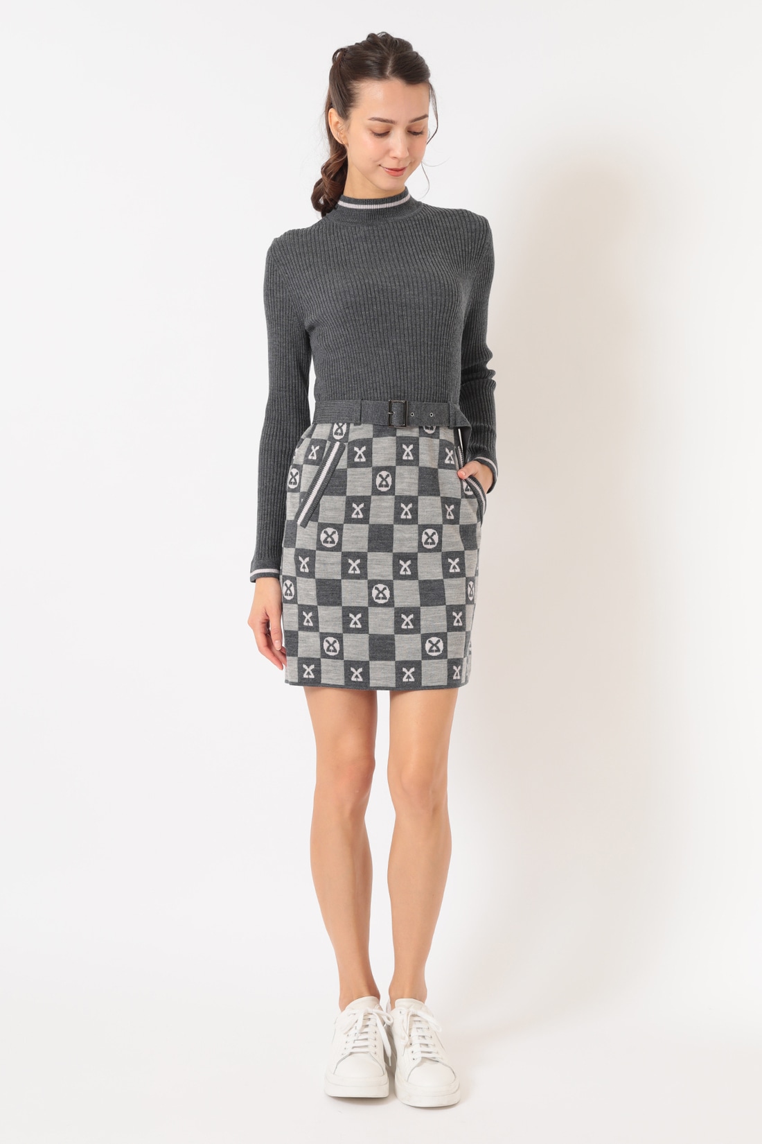 ニットワンピース S52G361858｜レオナール 公式オンラインショップ