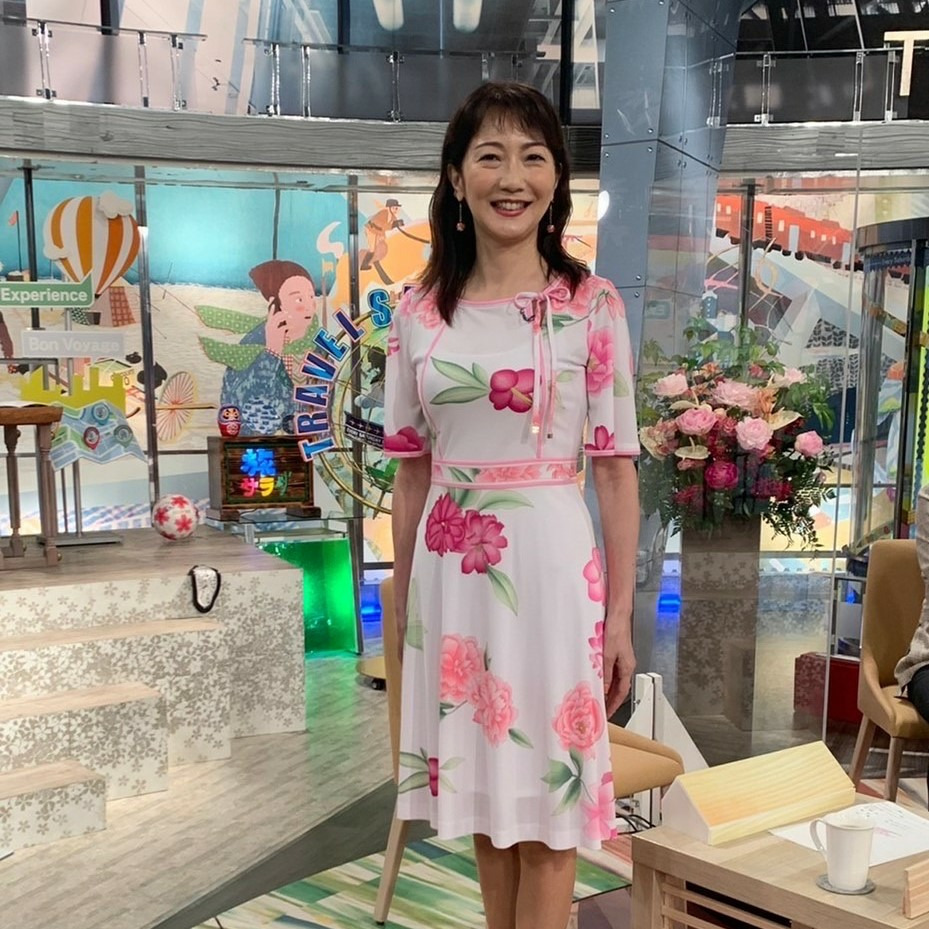 着用】向井亜紀さん｜レオナール 公式オンラインショップ