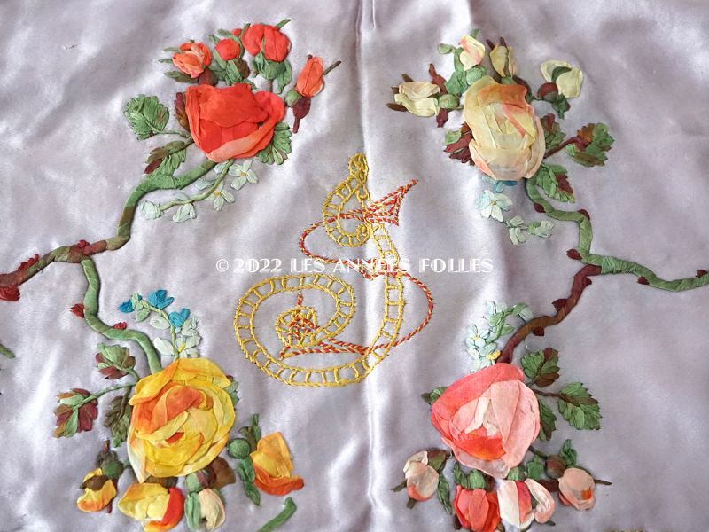 19世紀 アンティーク 教会の祭壇布 薔薇の大きなリボン刺繍入り 290