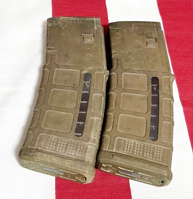 2本セット 米軍実物 MAGPUL PMAG 30 窓付き マグプル ① ⑦ 2本