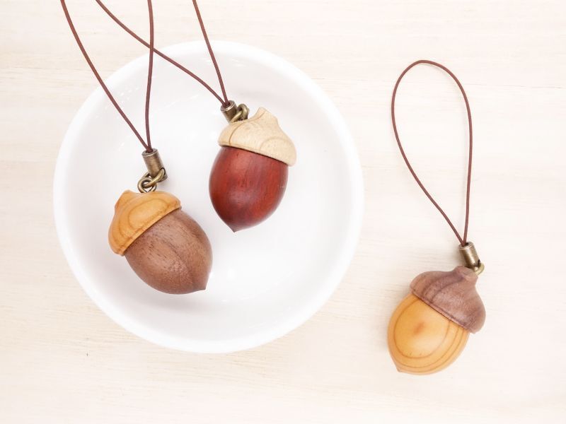 Donguri ストラップ（大） - 木のおもちゃLittleMe こんぴらさんのお