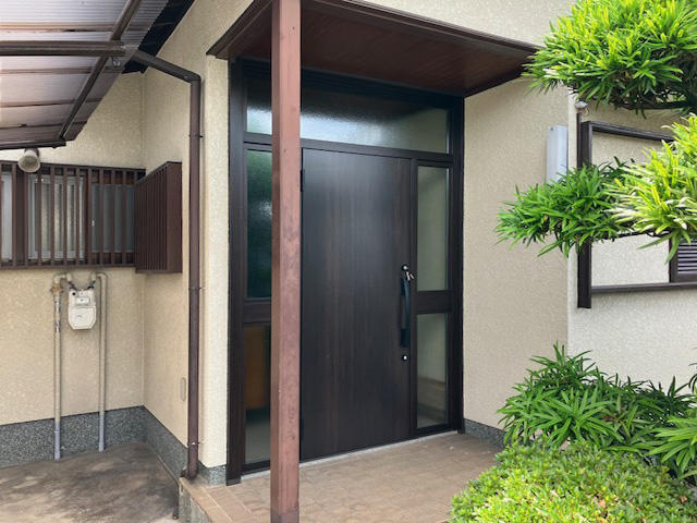 1dayリフォームでステキな玄関に｜LIXIL リシェント玄関ドア | 豊中市