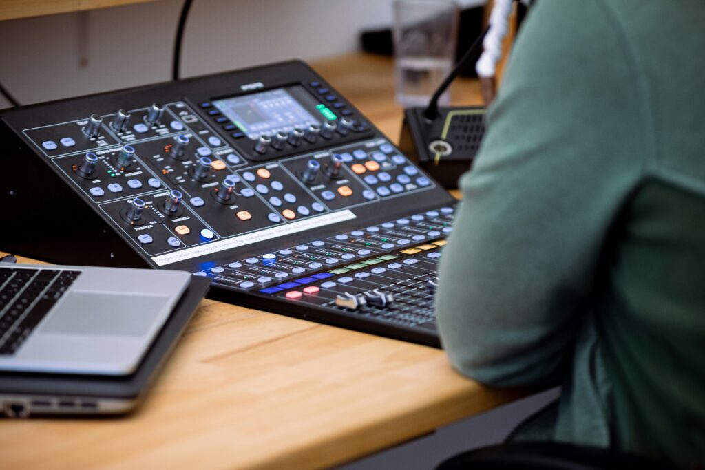 Classic Pro CEQ231FLはPA初心者におすすめ？安価なグライコのライブ