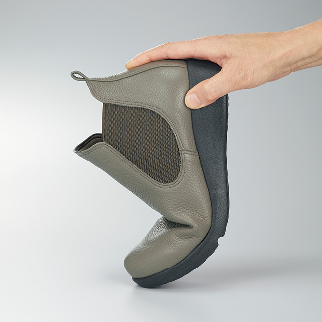 ミスキョウコ 脱ぎ履きしやすいサイドゴアブーツ | ライトアップ