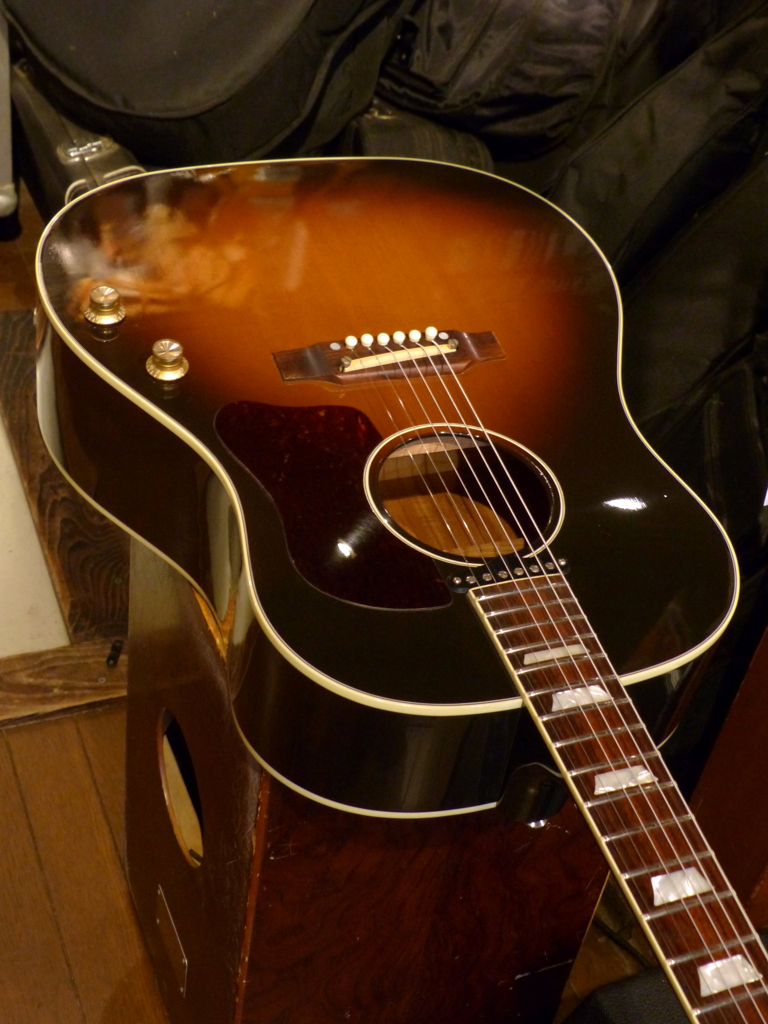 Gibson Custom Shop '14 1960's J-160E – 京町家のギターショップ