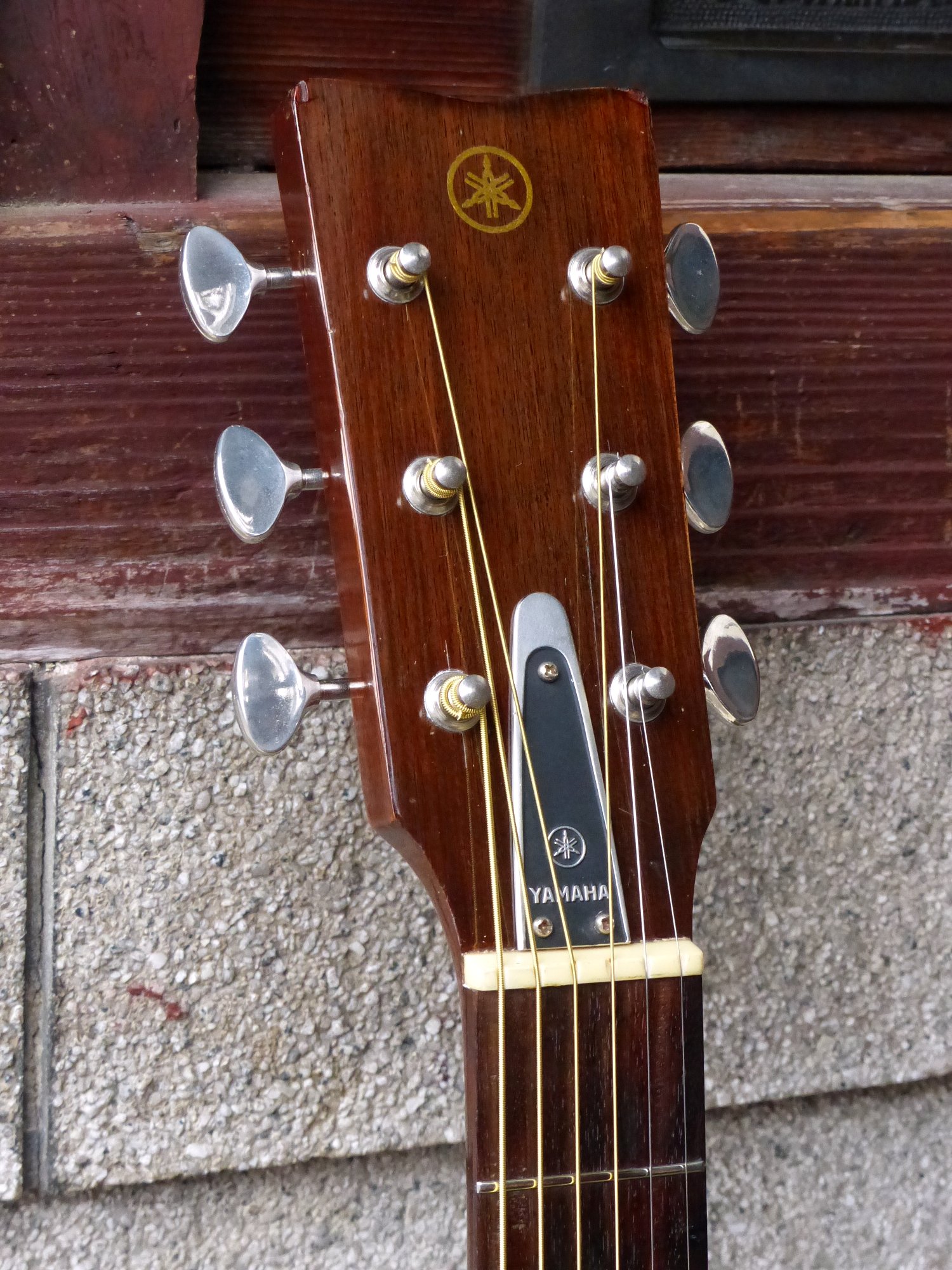 YAMAHA '71 FG-150 – 京町家のギターショップ ライトニン