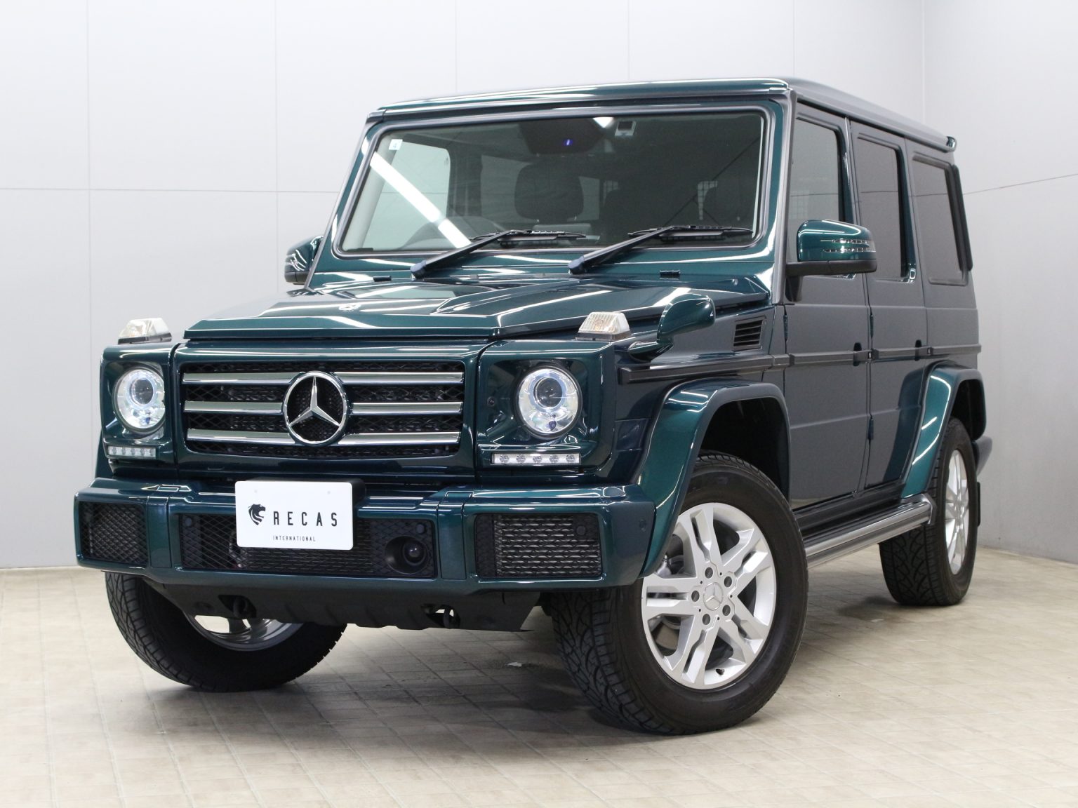 希少カラー「トゥルマリングリーン」のGクラス｜G350d特別仕様車の魅力