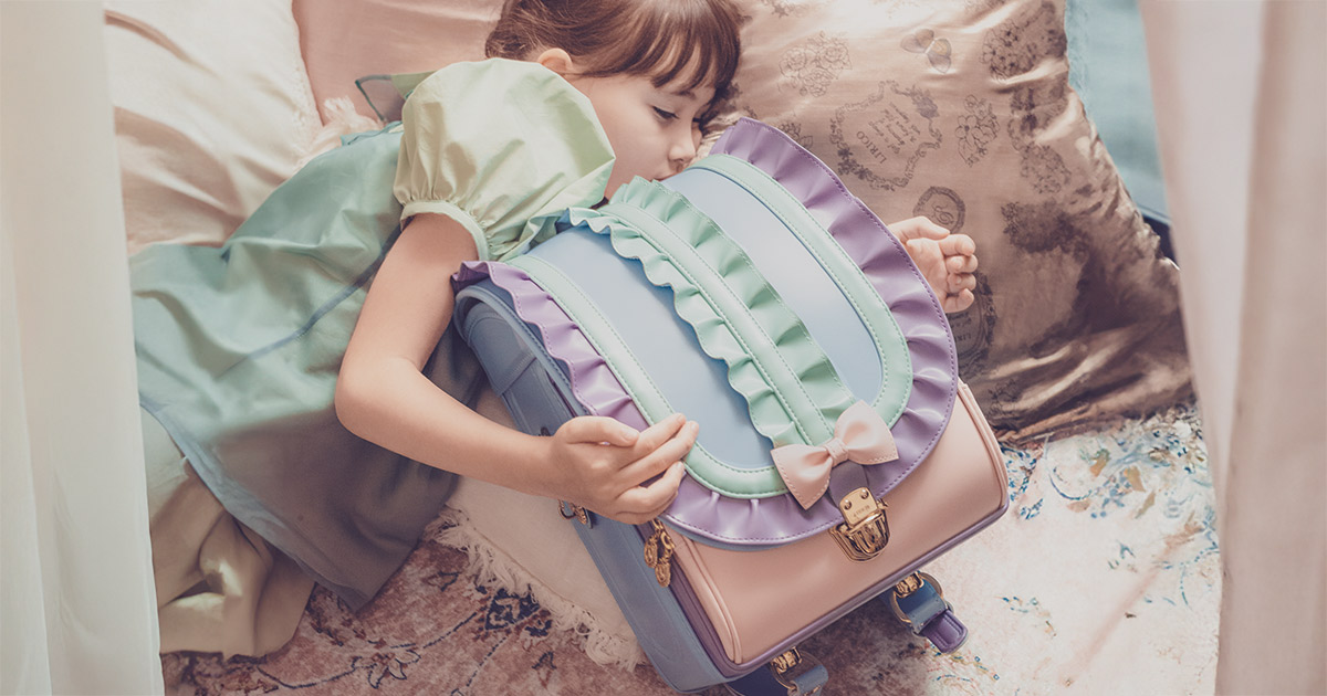 キッズウエア リボン付き 長袖 トップス ベージュ 120・130 入学式など