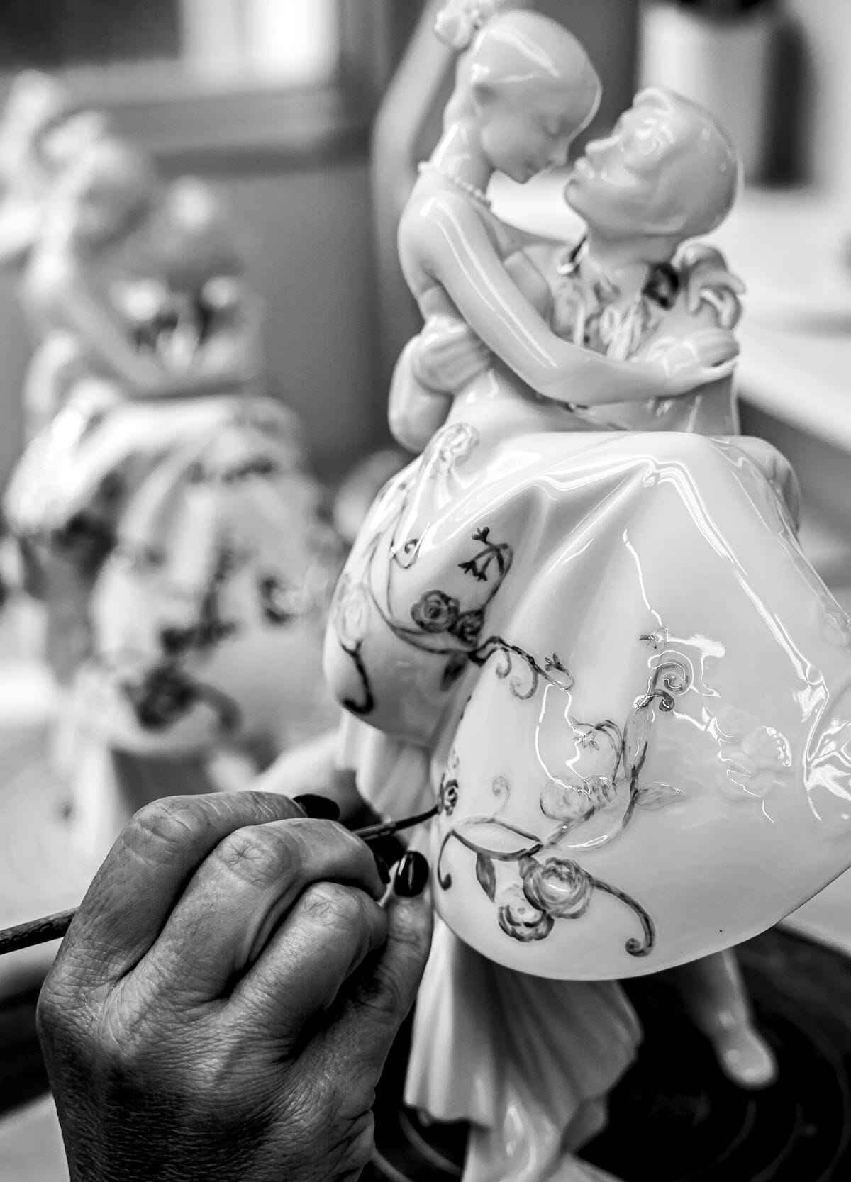 The Happiest Day Couple. Figurine. Silver luster | Lladró® USA