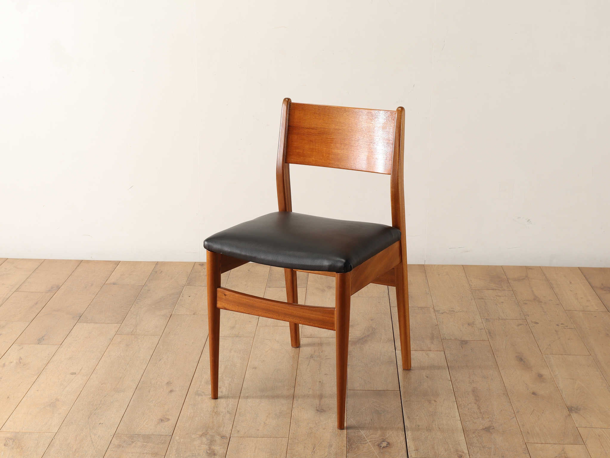 ダイニングチェア | ロイズ・アンティークス | ヨーロッパの