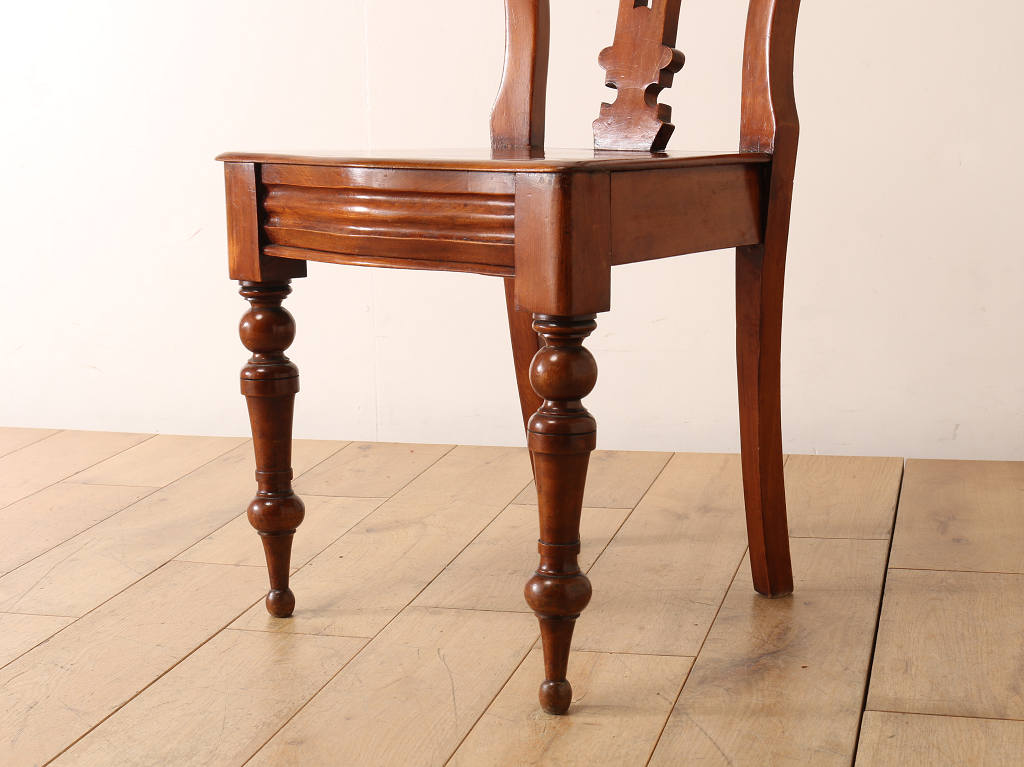 ヴィクトリアンカントリーチェア | ロイズ・アンティークス