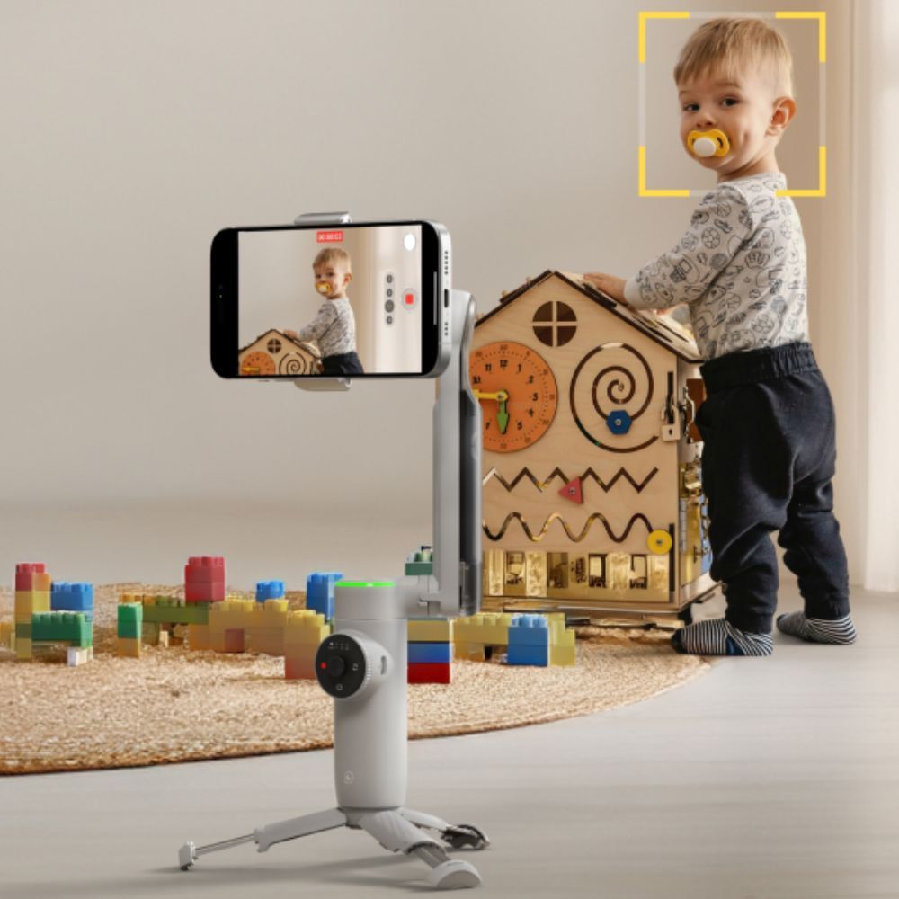 Insta360 Flow Pro Tracking Stabilizer