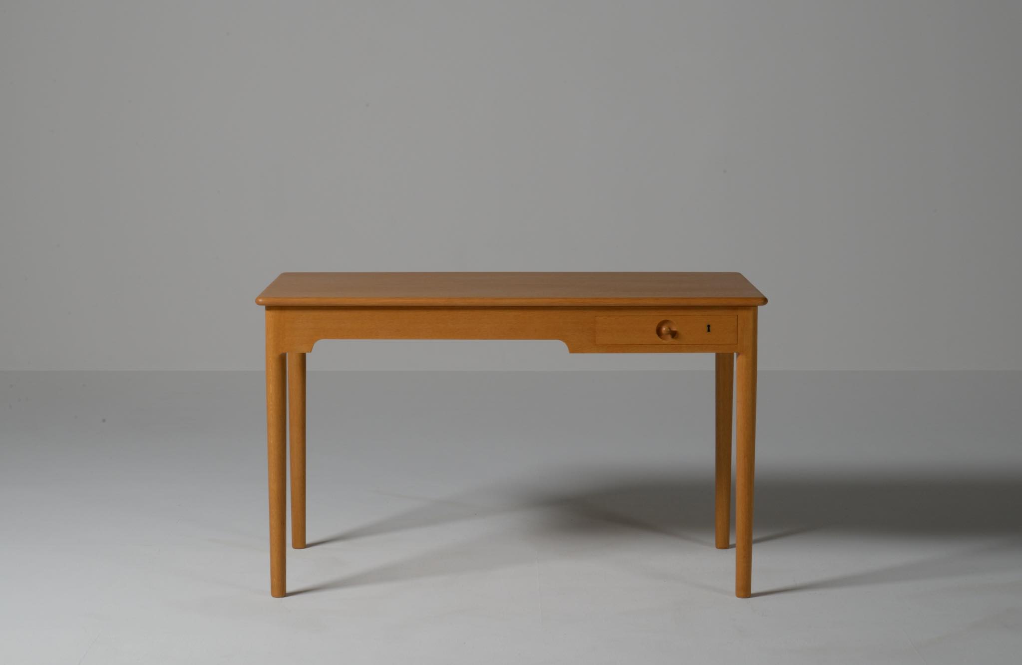 Hans J. Wegner PP312 Oak desk for PP Møbler 1980's｜Luca