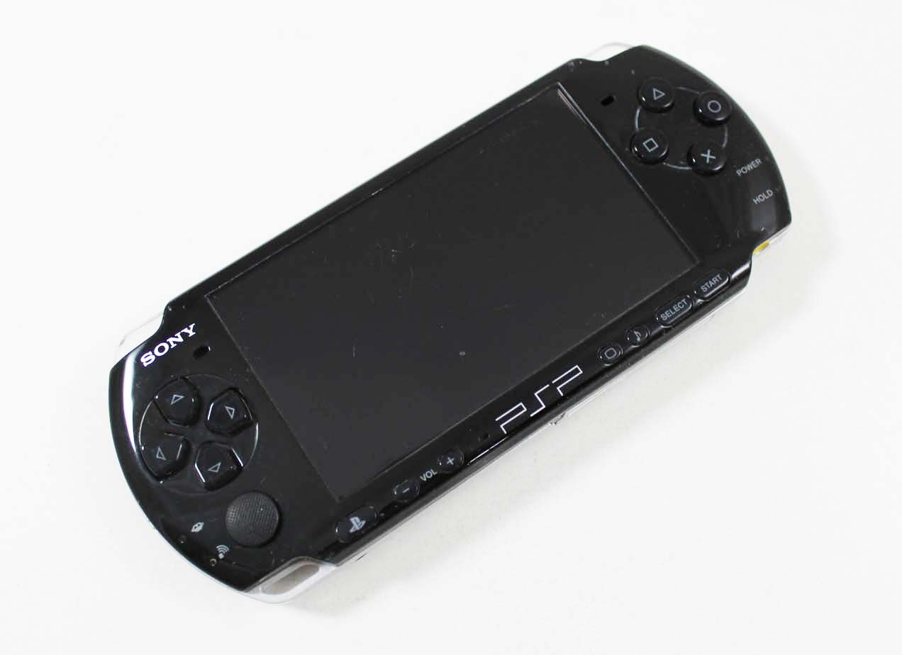 psp_sys_3000_blk_fl_p_p9kxbo.jpg