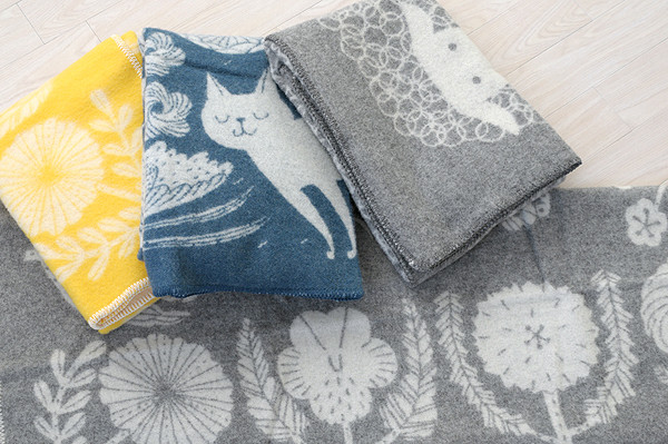 鹿児島睦さんデザインのラプアンカンクリ ブランケット！｜北欧生地