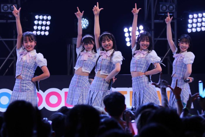 AKB48 18期研究生がTIFに初登場！名曲連続披露でファン歓喜！ | Liveen