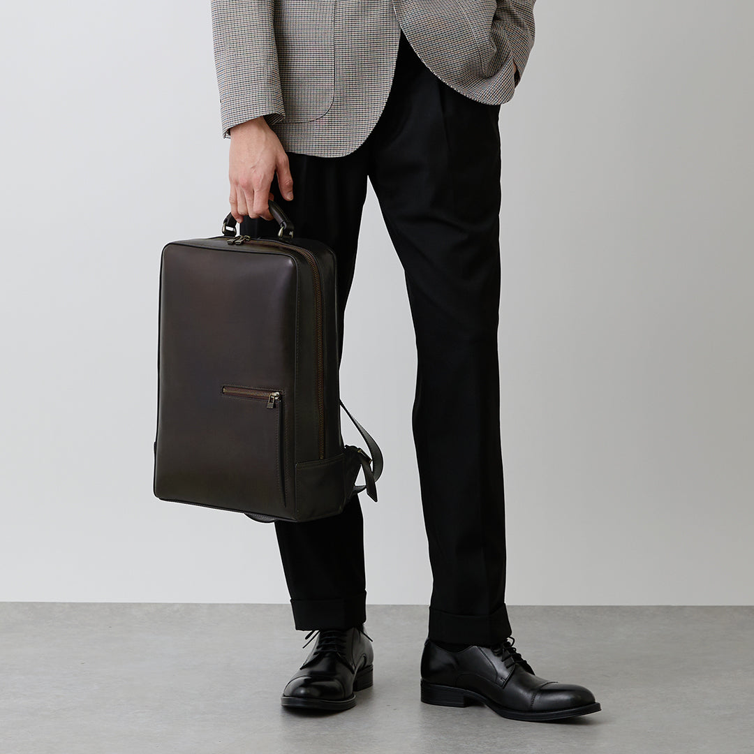 Antique Square Backpack / アンティーク スクエア バックパック