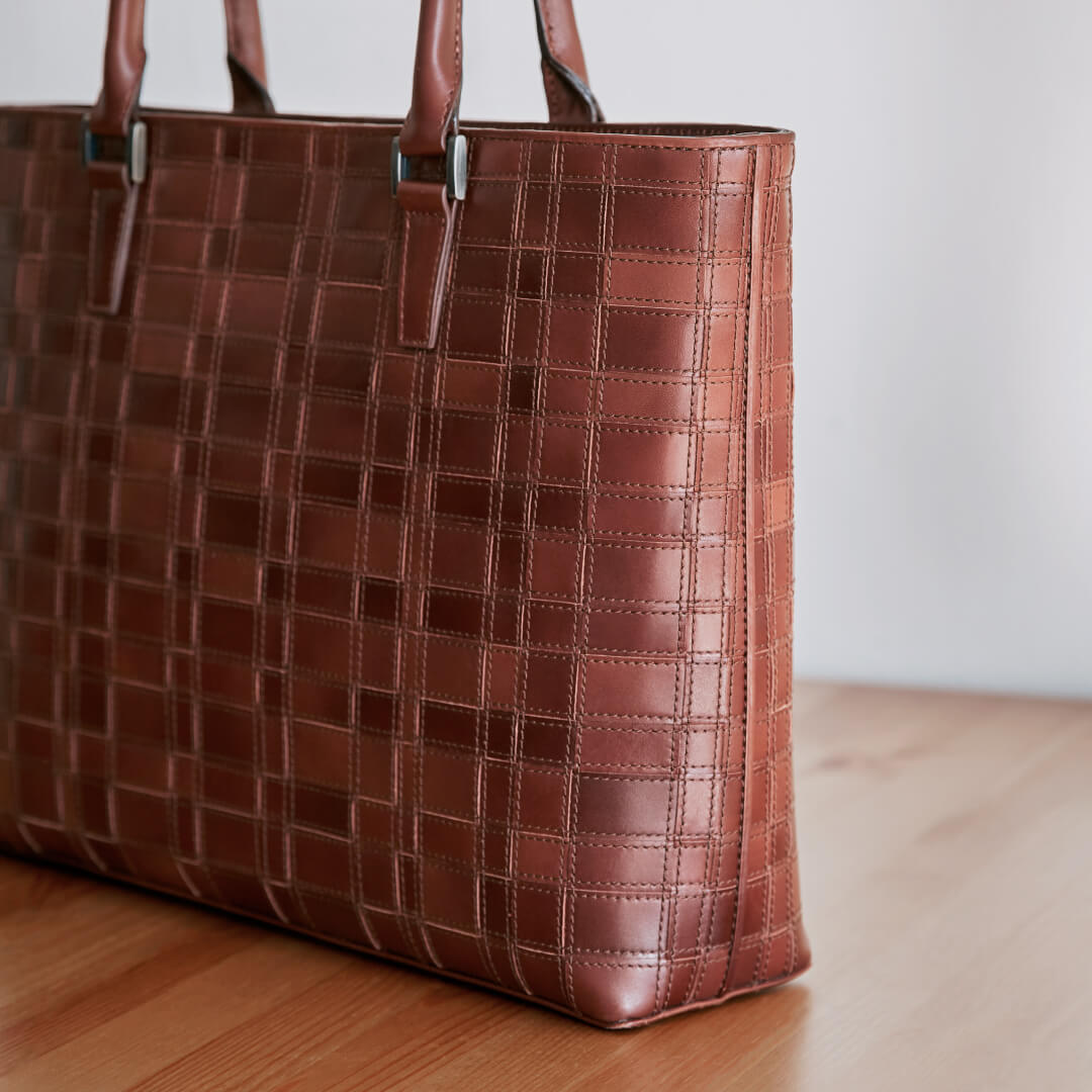 Antique Mesh Slim Tote – マザーハウス 公式サイト