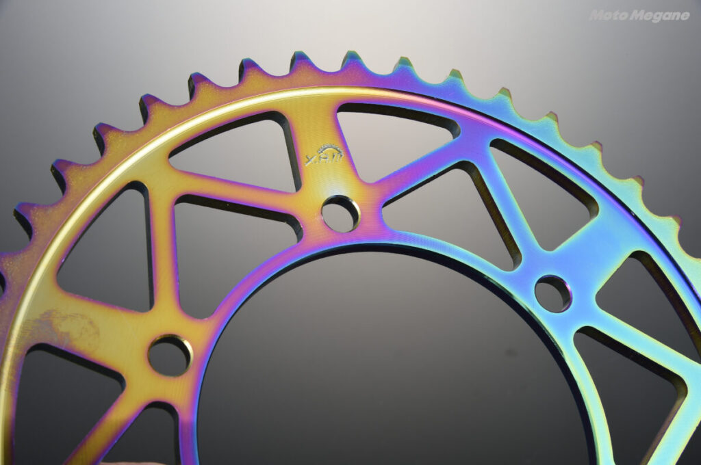 愛車の摩耗、放置してない？ バイク用“前後スプロケ＆チェーン”3点