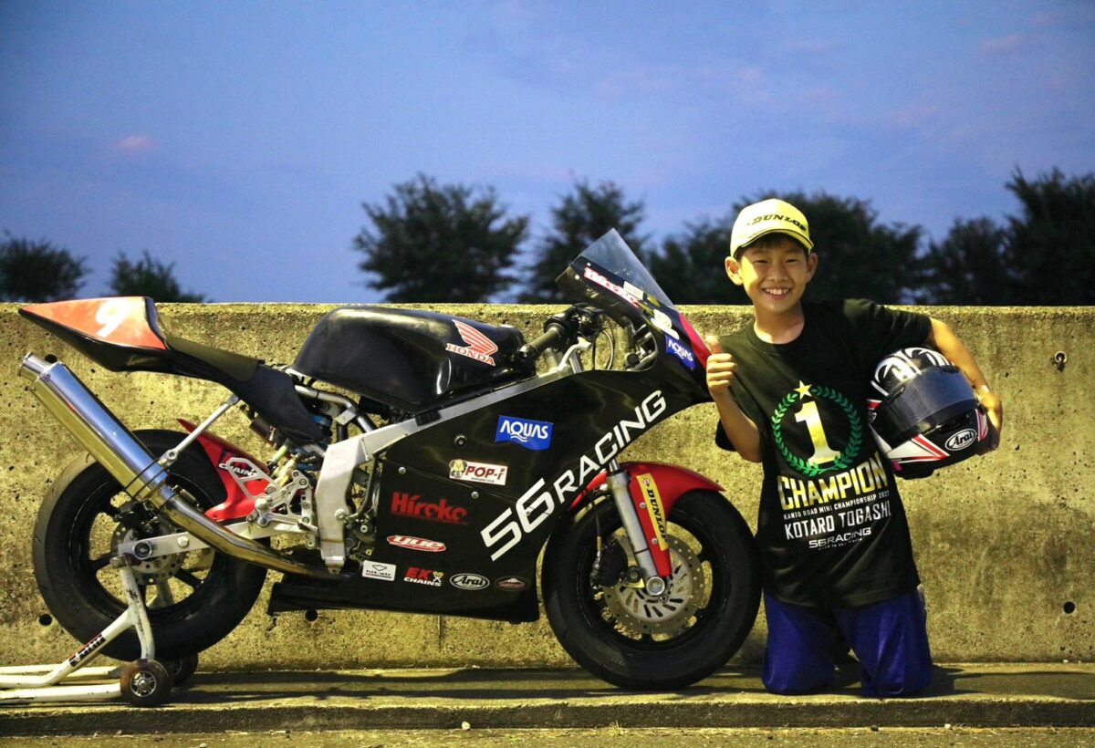 56RACING 小学5年生ライダー富樫虎太郎選手がチャンピオン獲得