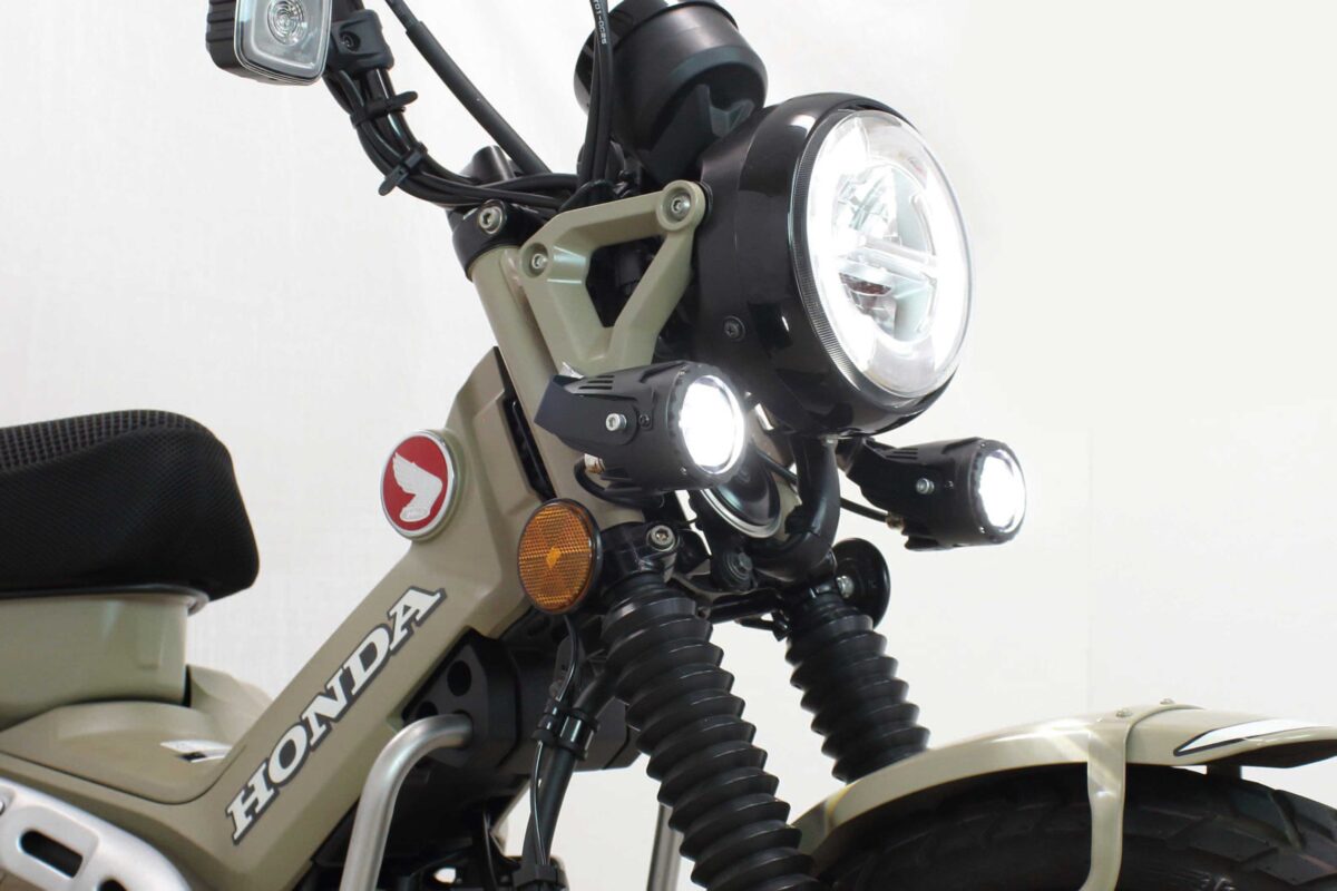 CT125の視認性アップ！カットラインを採用した「LEDフォグランプキット