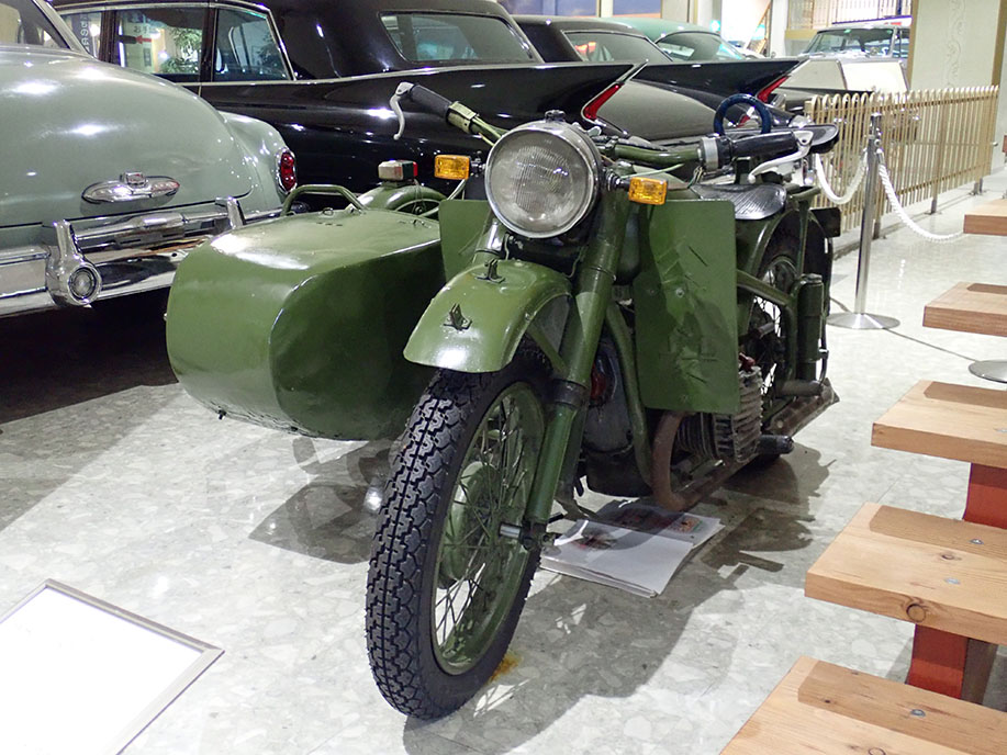 中国の軍隊、警察隊用だったサイドカー / 長江 750 CJ750, 1979年式