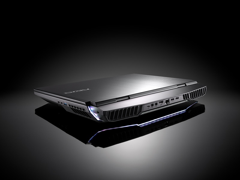 DAIV 7N [Windows 11] RTX 3080 Laptop GPU 搭載 クリエイター向け