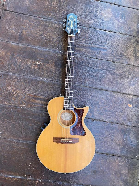1992 Guild Songbird S4Ce-NT – Moze Guitars