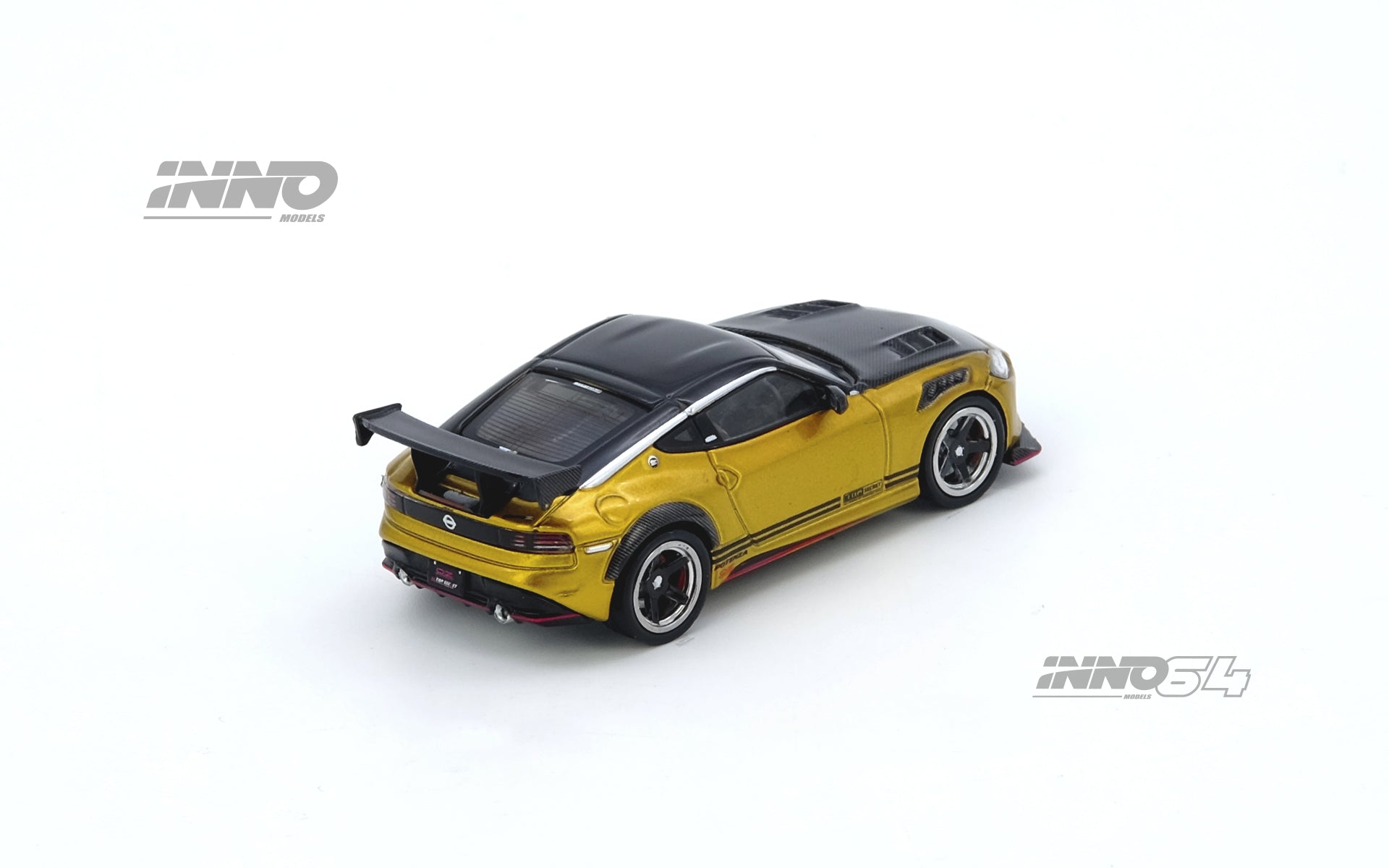 PREORDER* INNO64 1:64 TOP SECRET FAIRLADY Z (RZ34) in Gold – Model