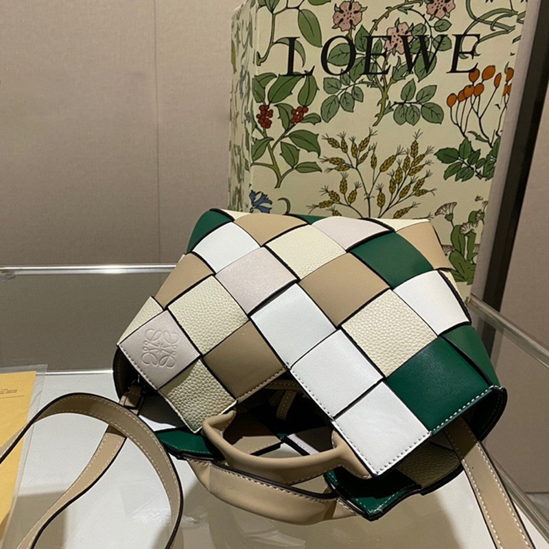 ロエベ ウーブン バスケット バッグ loewe バスケット バッグ 2way