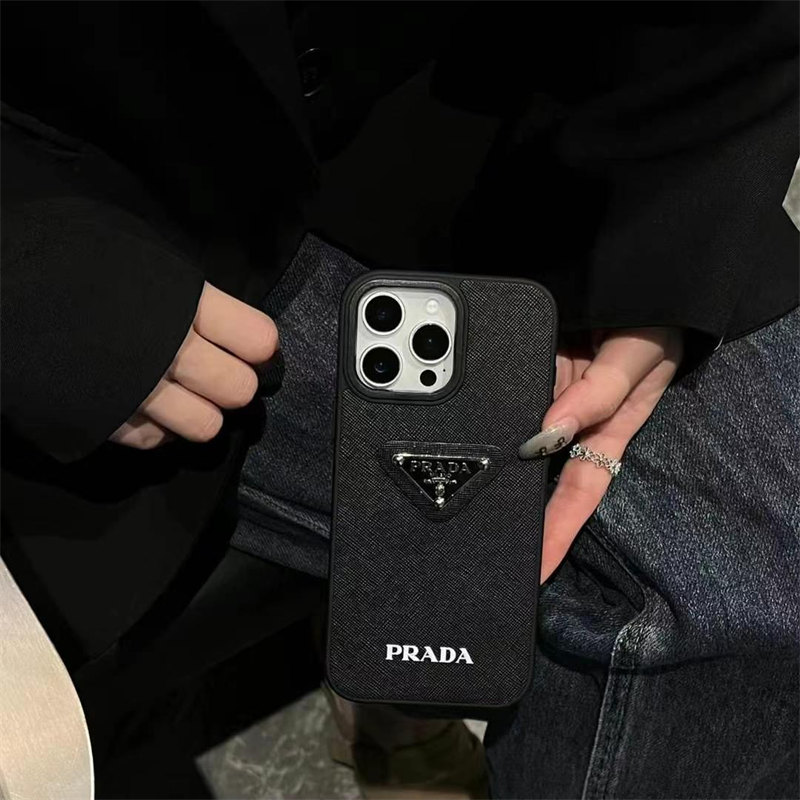 スマホケース プラダ サフィアーノレザー prada iphone16 ケース