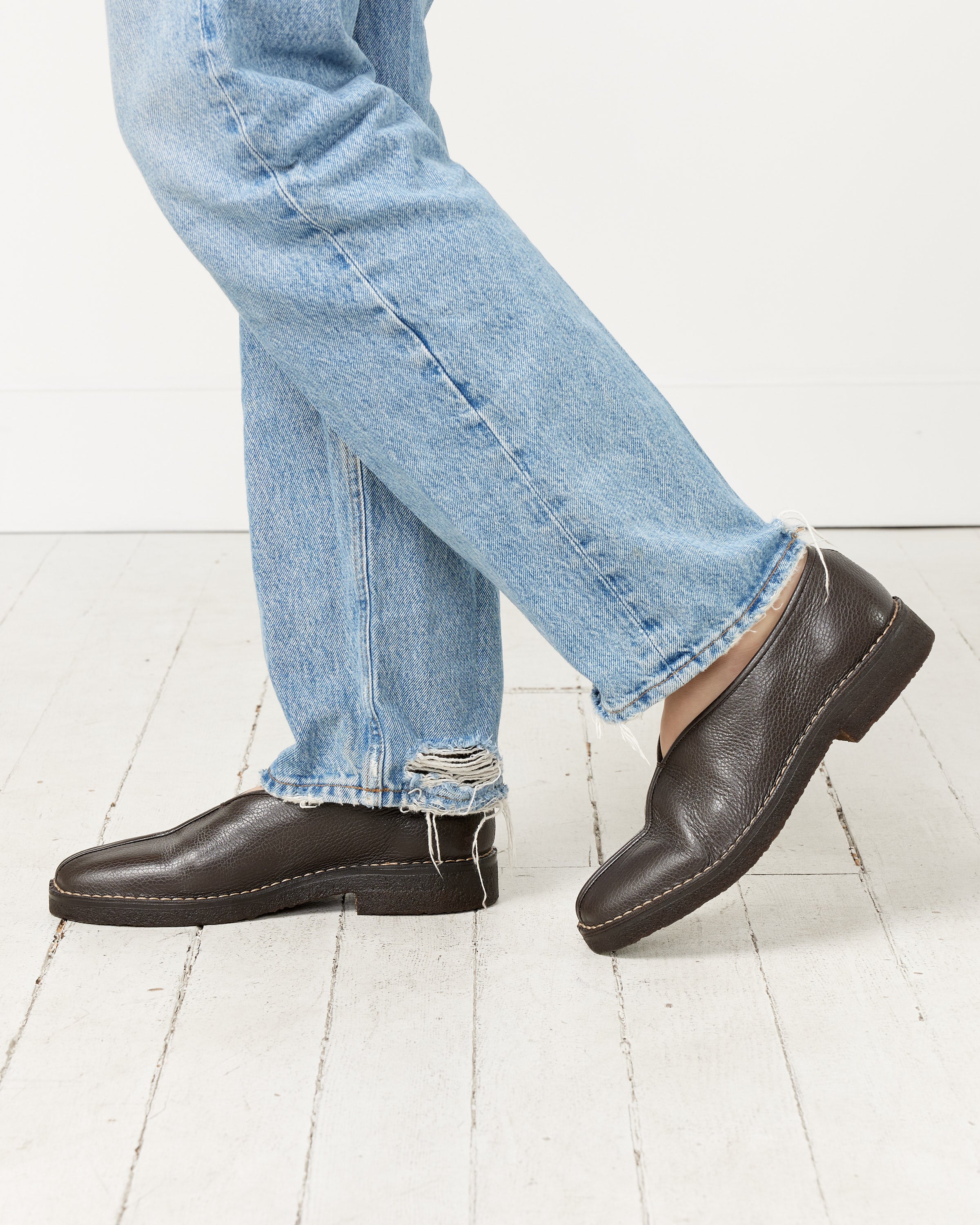 Piped Crepe Slipper in Dark Brown