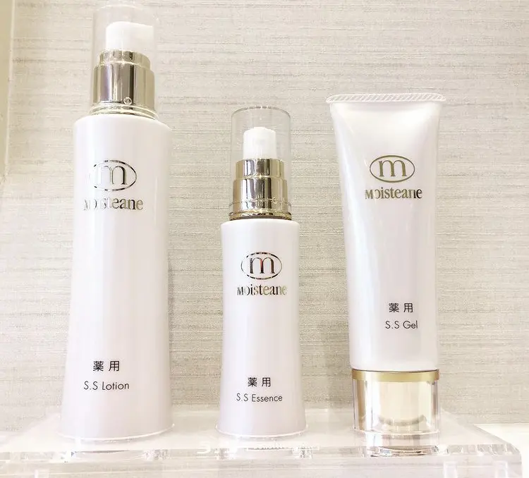 0AF8DD41-09CA-4E3B-9F4C-